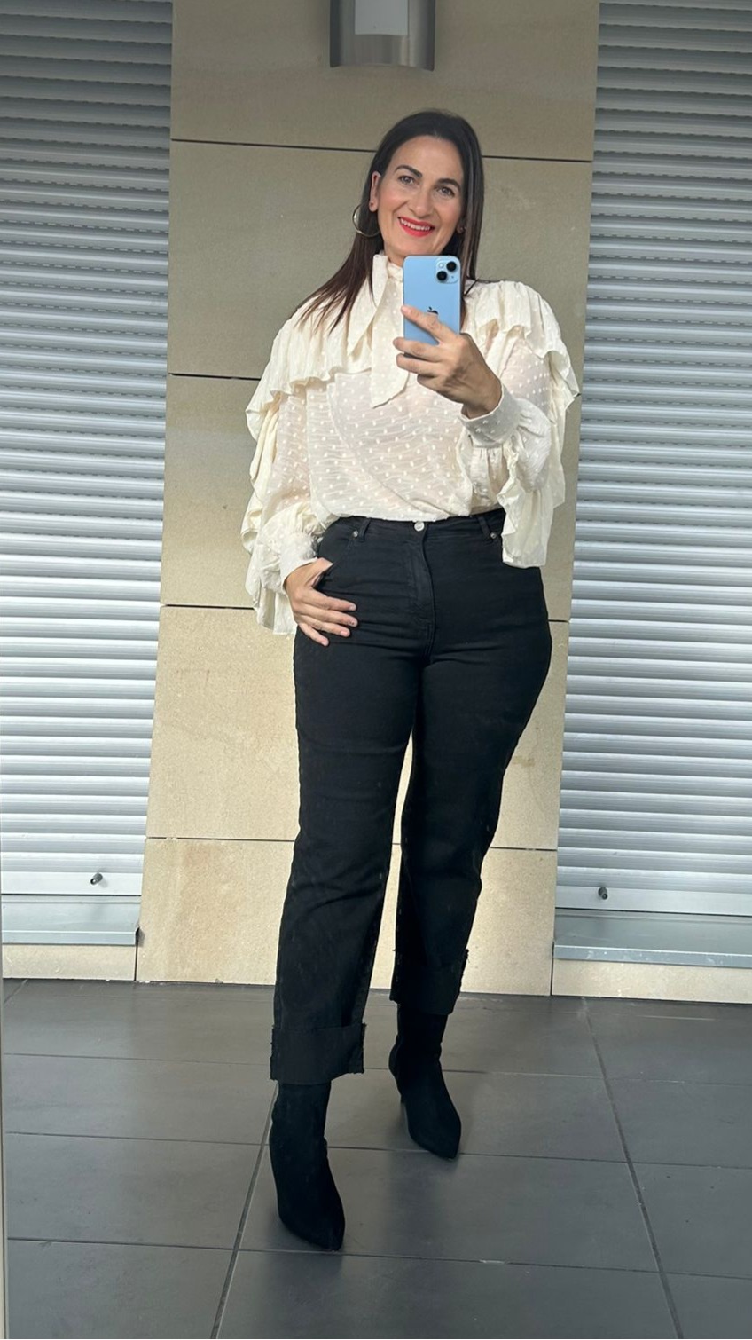 BLUSA VOLANTES CREMA - Imagen 3